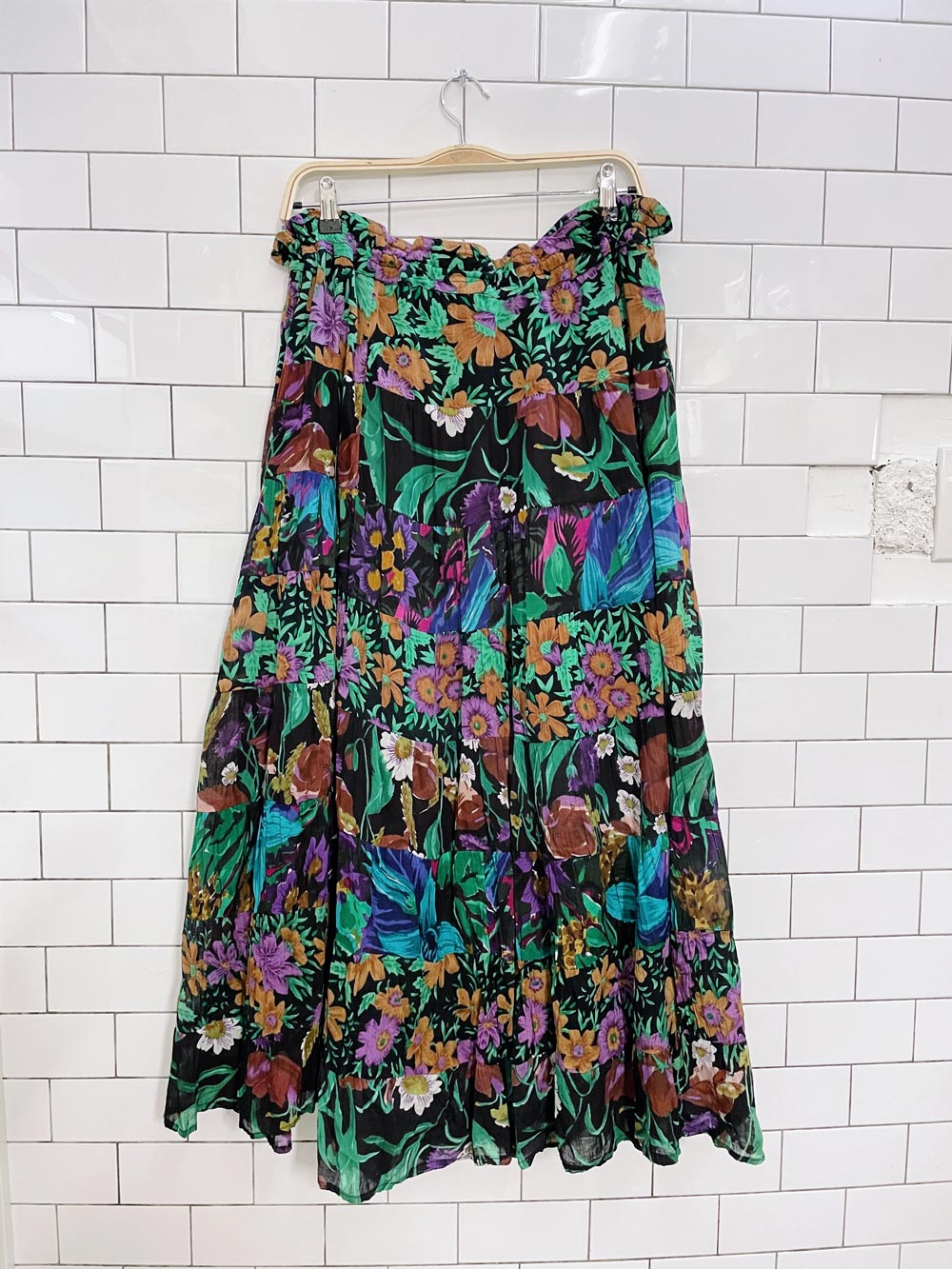 vintage 90s boho flowy tiered maxi skirt