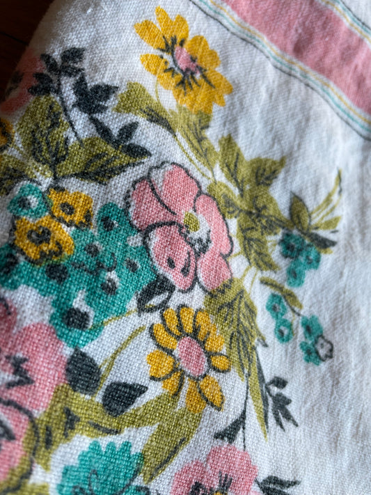 vintage floral linen table cloth / park blanket