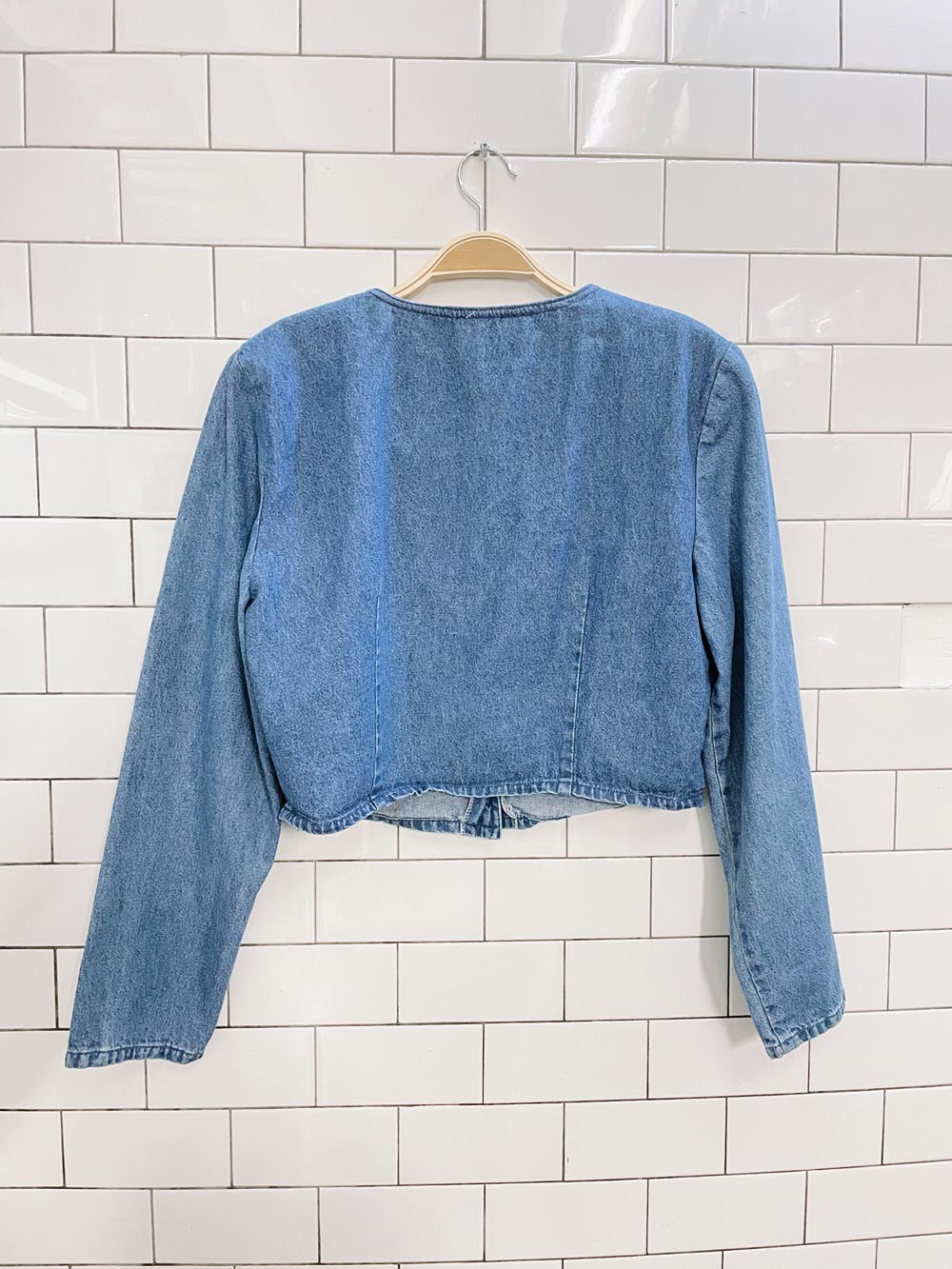 vintage 90s sketches cropped denim shirt