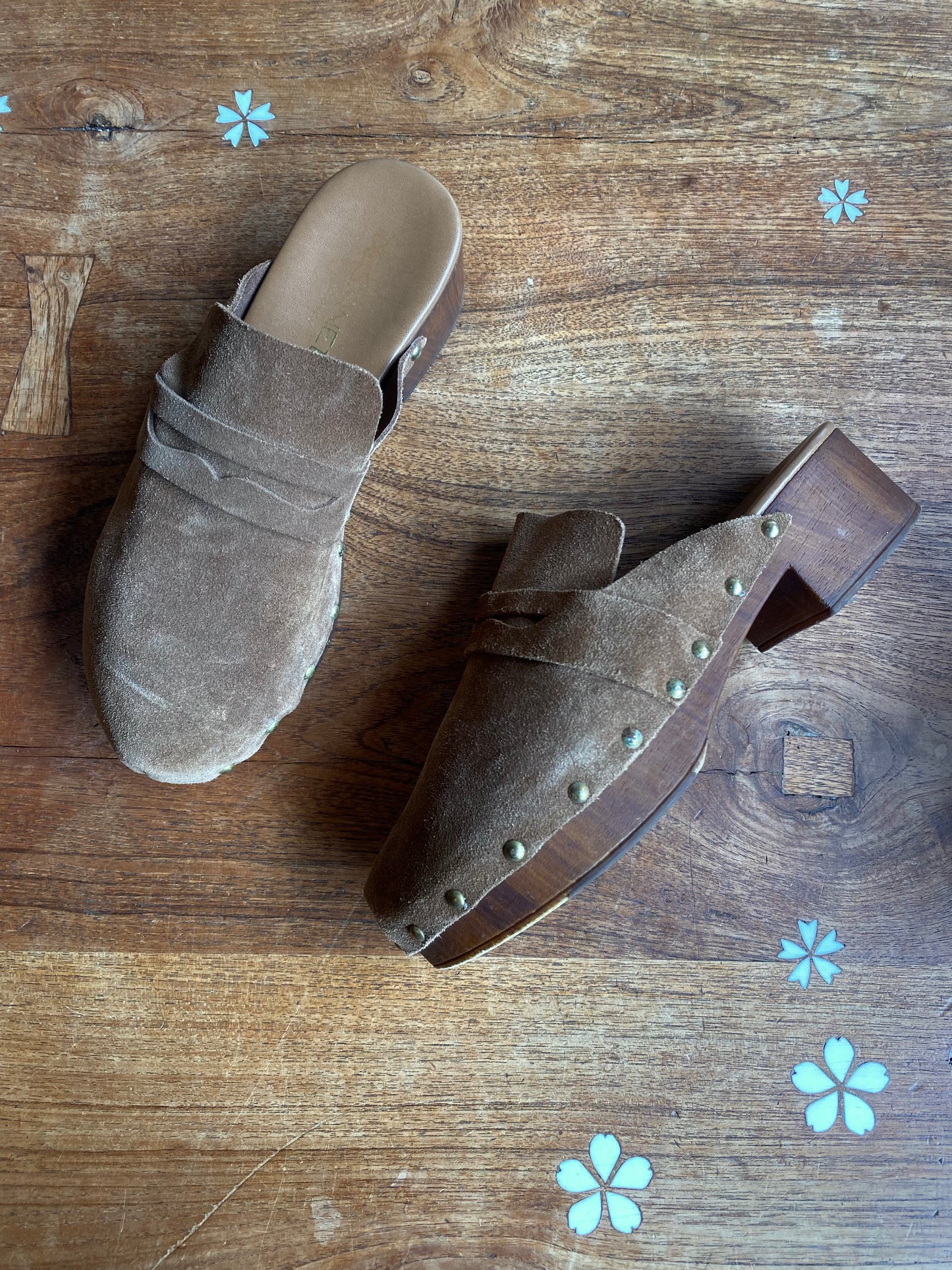 designed made in italy suede clogs