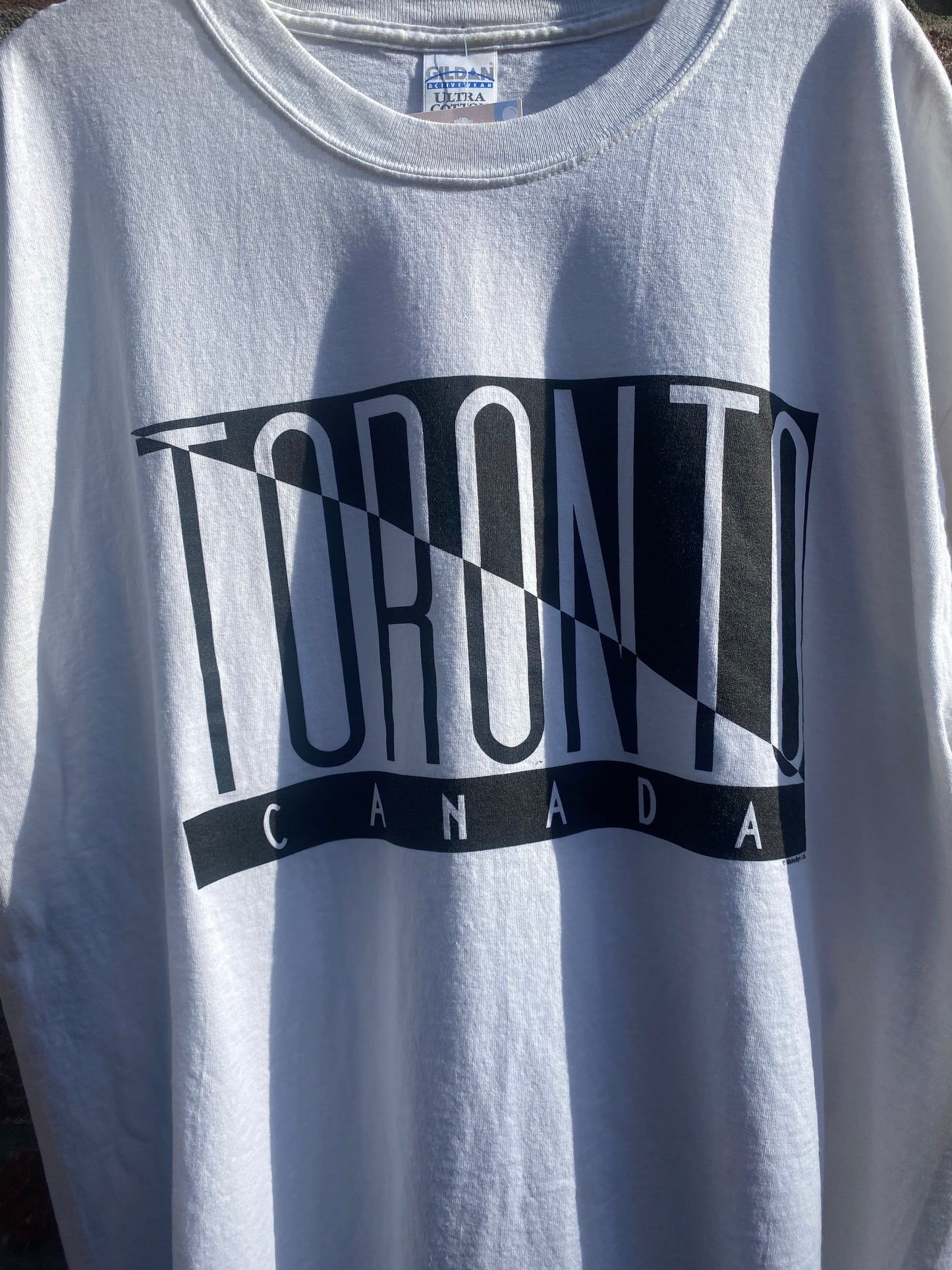 vintage 90s nicholby's toronto tourist tee
