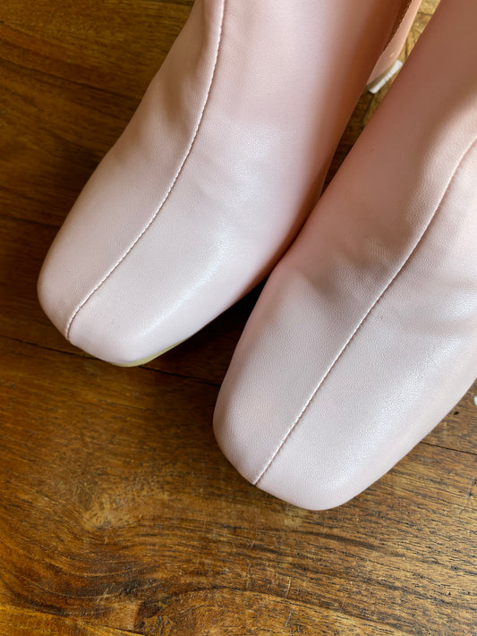 streetwear society bubblegum pink heeled boots