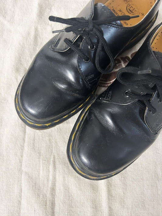 doc martin the orignal air cushion oxford leather shoes - good market thrift store