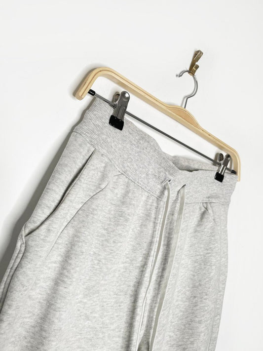 lululemon 2022 scuba high rise relaxed jogger | light cotton terry - good market thrift store