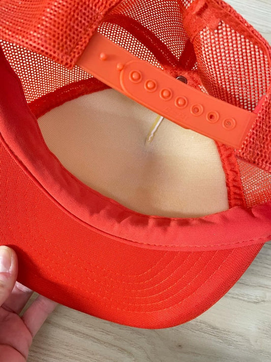 vintage 80s pigeon lake trucker hat - good market thrift store