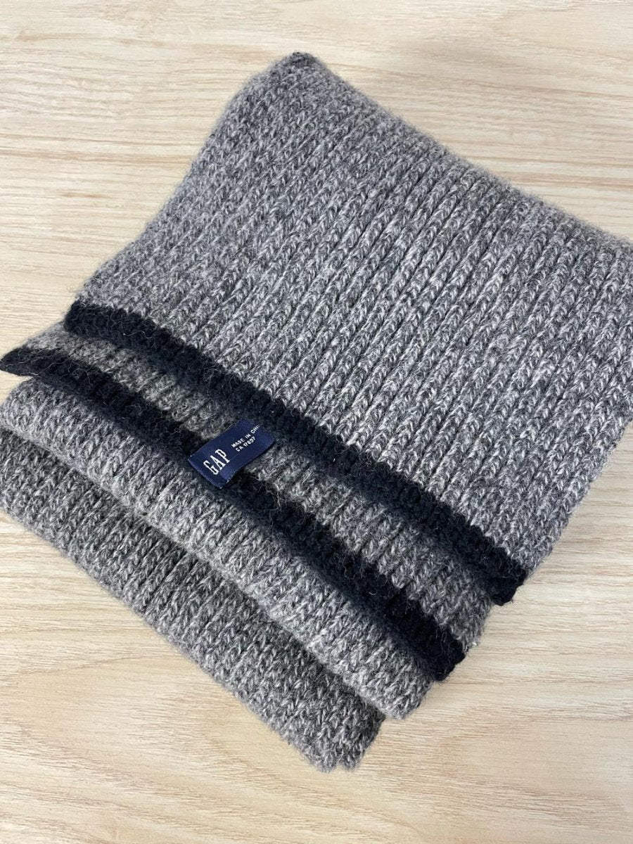 vintage gap wool - blend rib knit scarf - good market thrift store