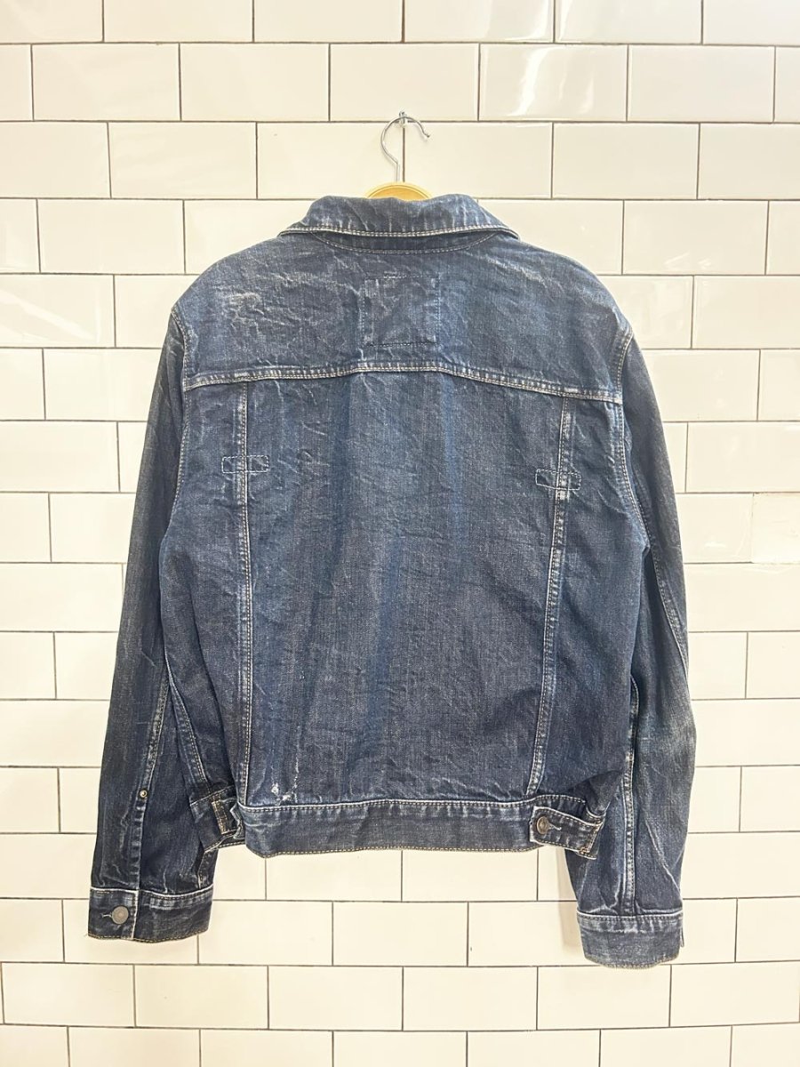 vintage 00s gap denim trucker jacket - good market thrift store