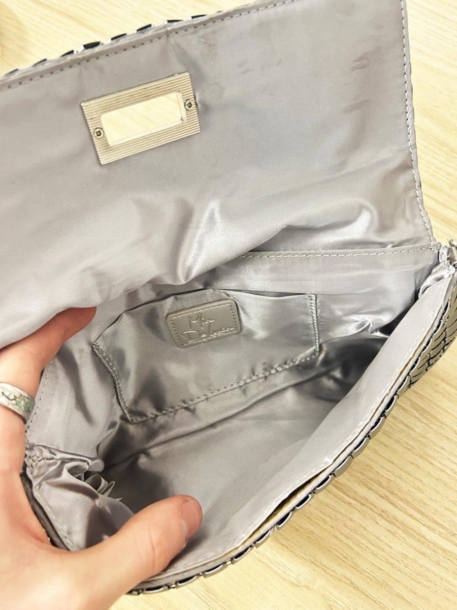 vintage 00s mia deluca metal link crossbody bag - good market thrift store