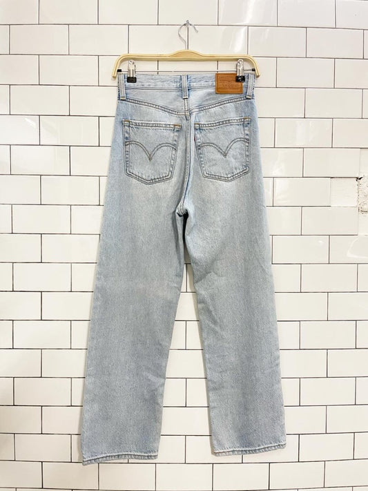 levi's ribcage straight light wash jeans - good market thrift store