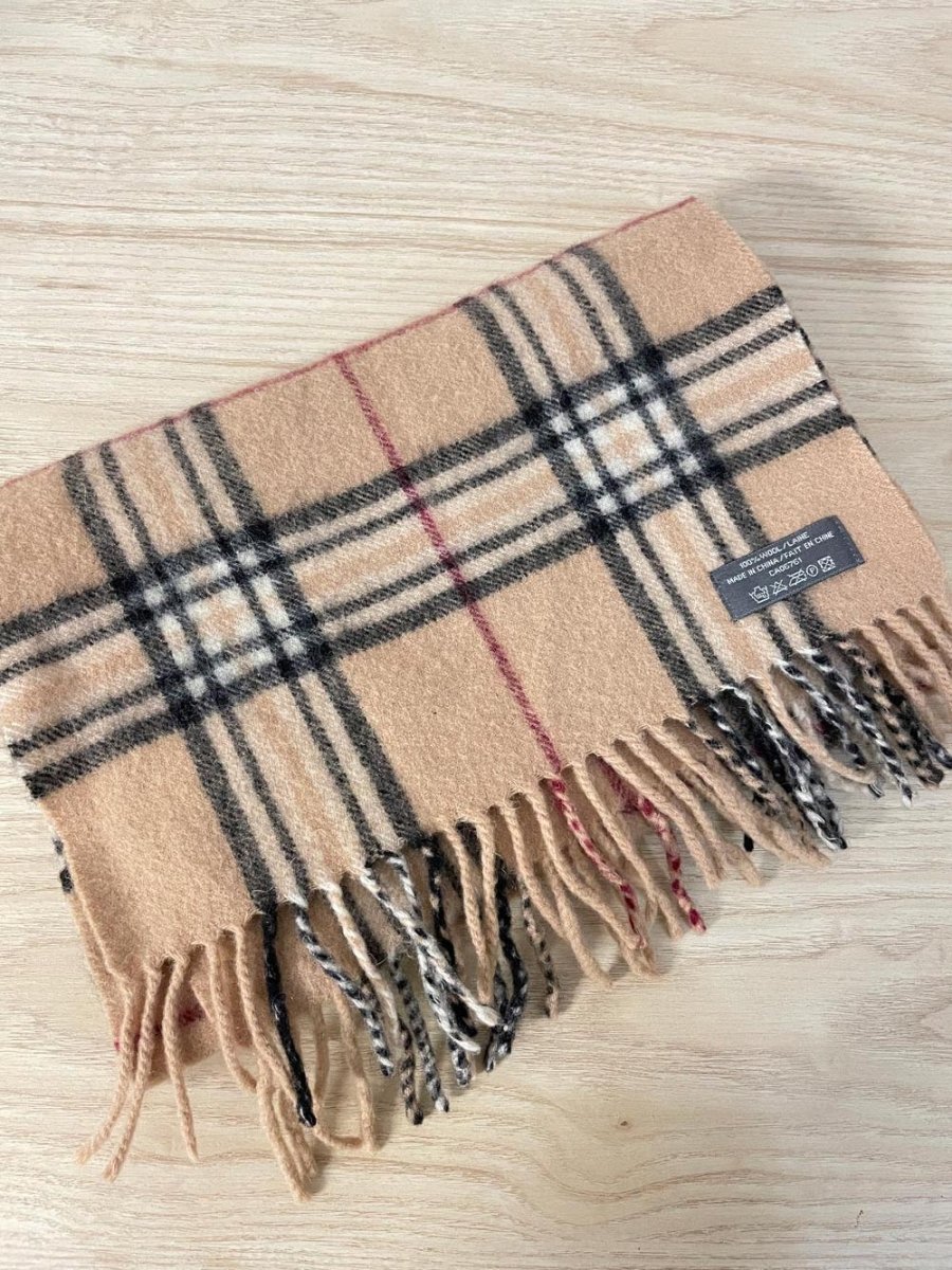 vintage 100% wool nova check scarf - good market thrift store