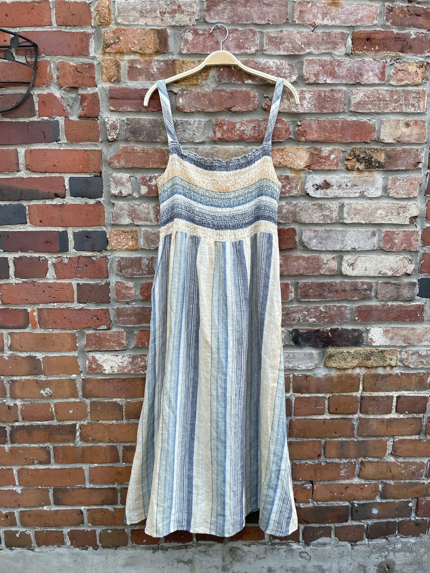 artisan NY 100% linen smocked midi dress