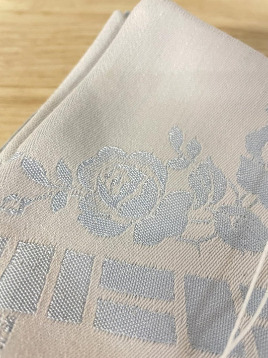 x6 vintage blue rose napkins - good market thrift store