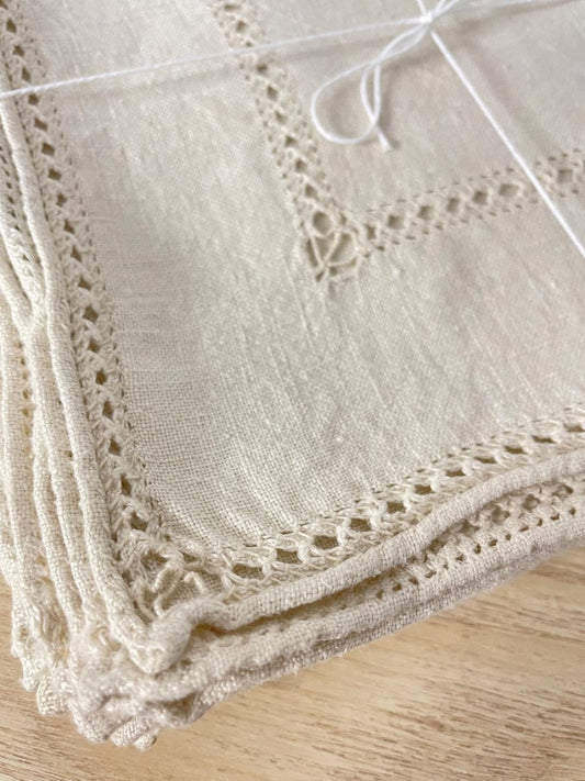 x6 vintage linen crochet detail napkins - good market thrift store
