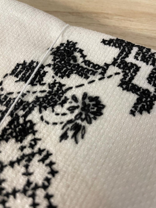 x2 vintage hand cross stitched tea towels - good market thrift store