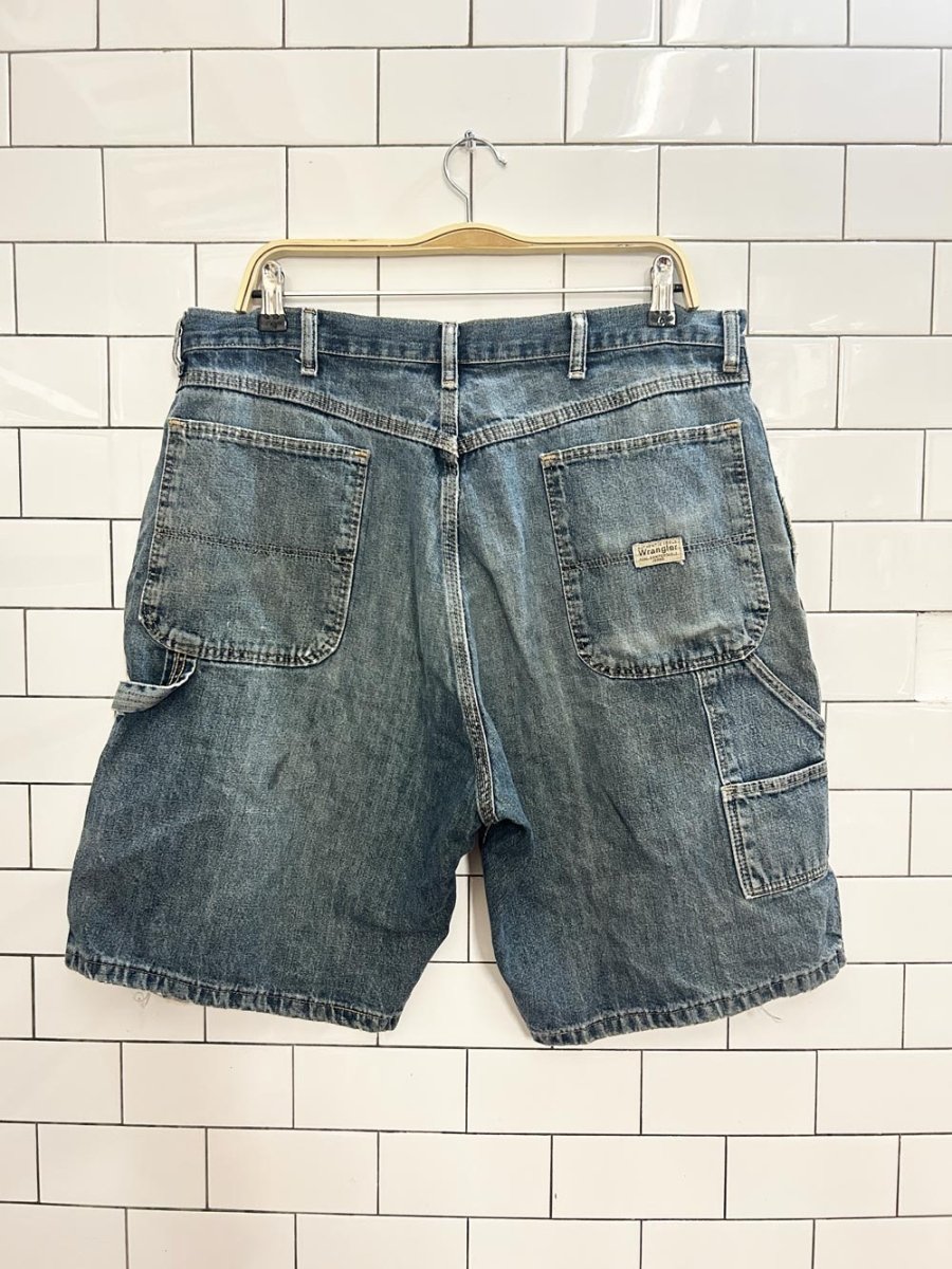 vintage 00s wrangler distressed denim carpenter shorts - good market thrift store