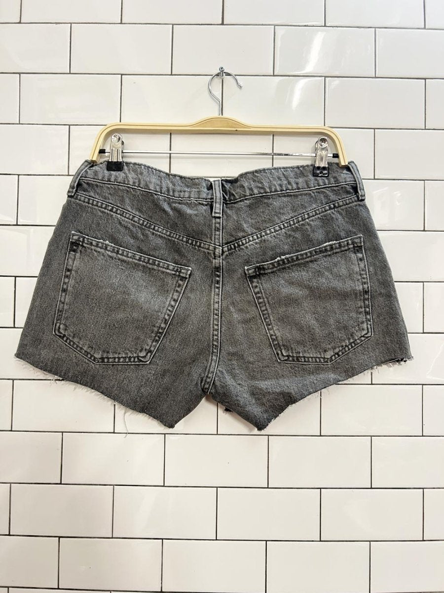 nwt gap low stride denim cut off shorts - good market thrift store