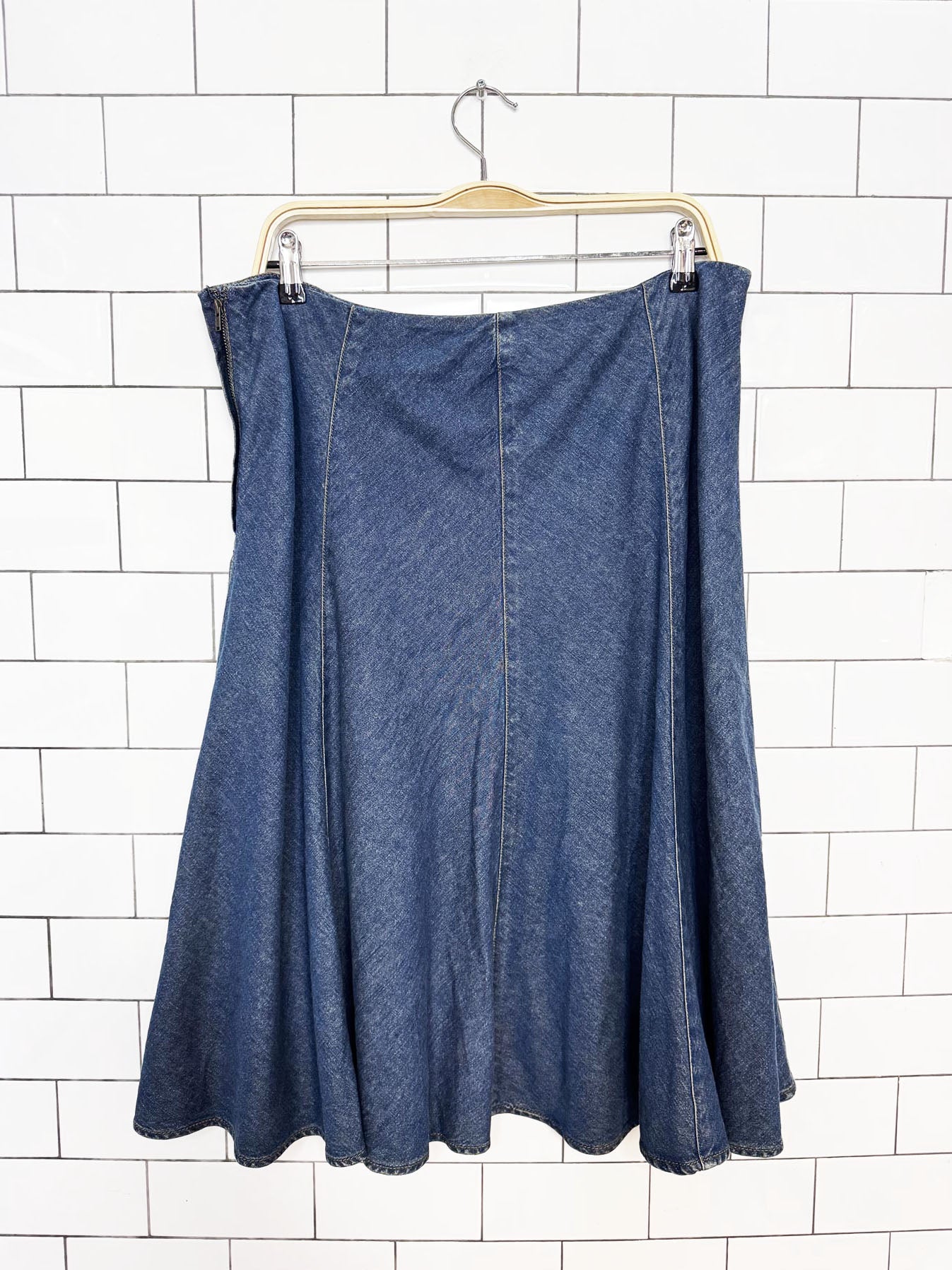vintage 00s jones new york tulip hem denim knee-length skirt