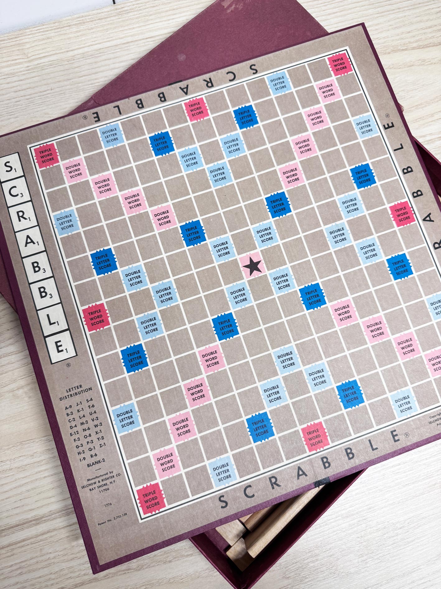 vintage 80s selchow & righter wooden tile scrabble complete game set