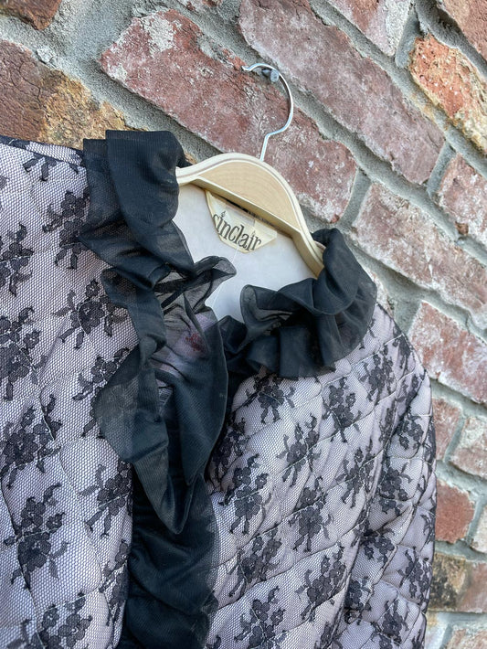 vintage sinclair spooky lace quilted housecoat
