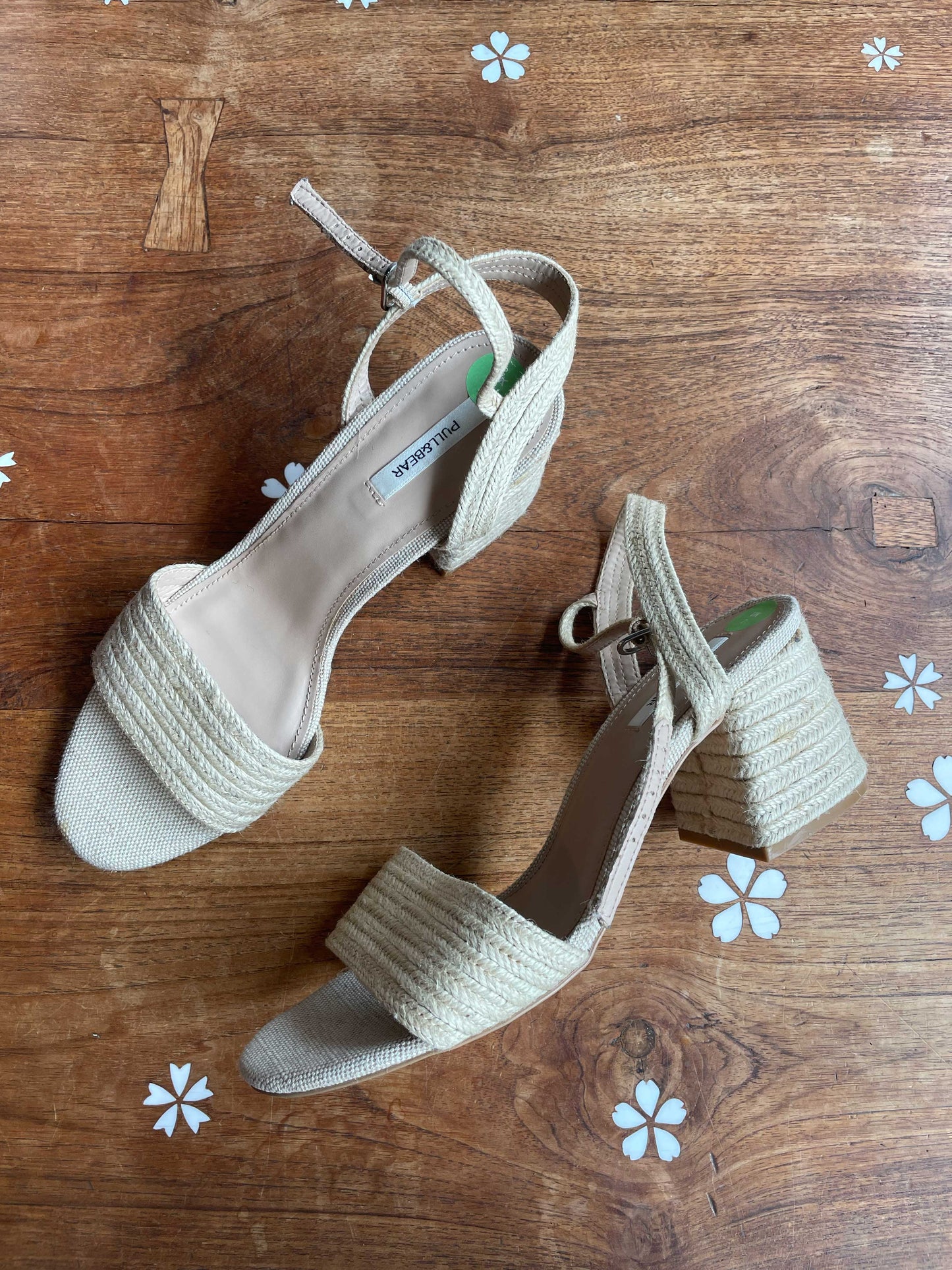 pull and bear heeled sandal