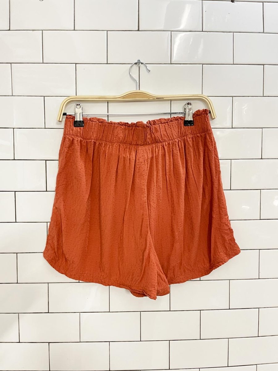 dailystory textured short - good market thrift store