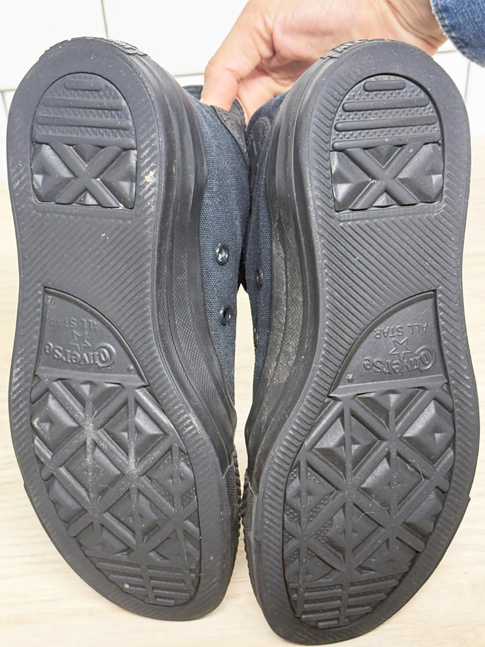 converse chuck taylor all-black all star sneakers