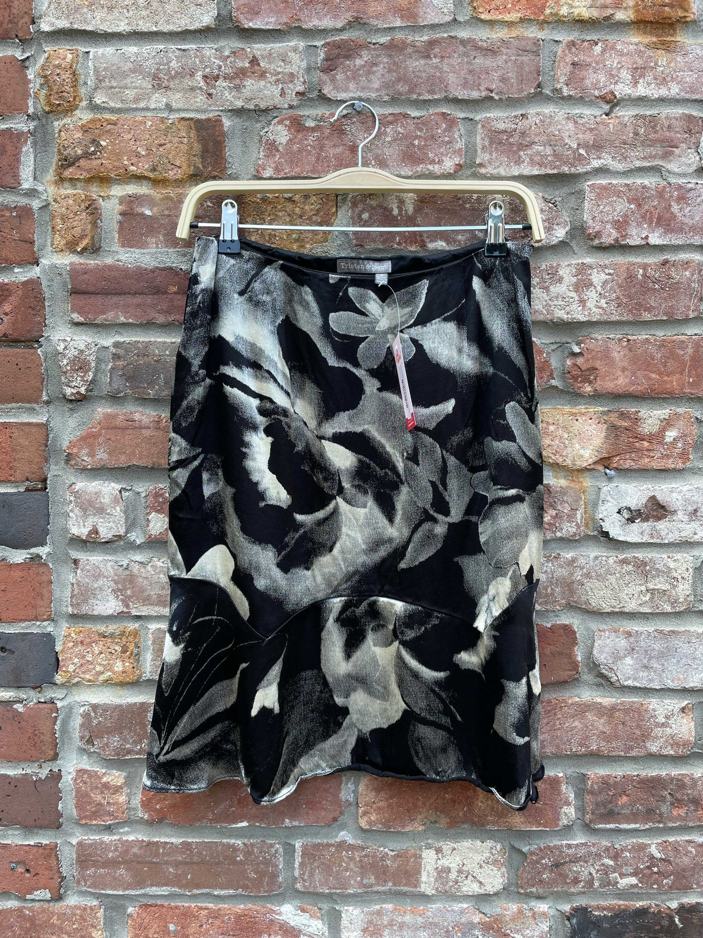 vintage 00s tristan & iseut satin rose mini skirt