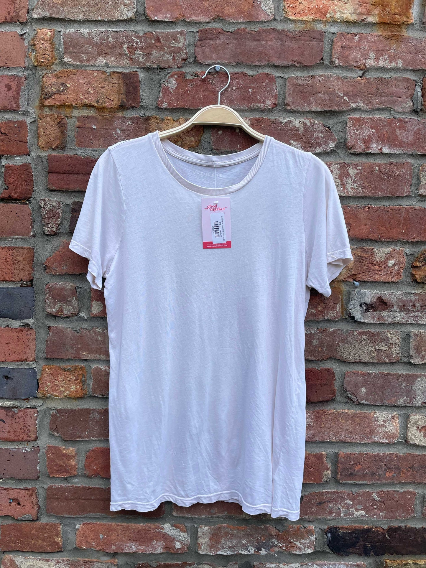 everlane supima cotton tee