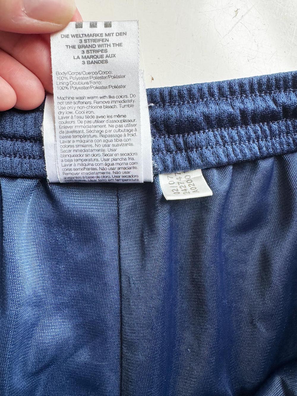 vintage 00s adidas three stripes sporty prep athletic shorts
