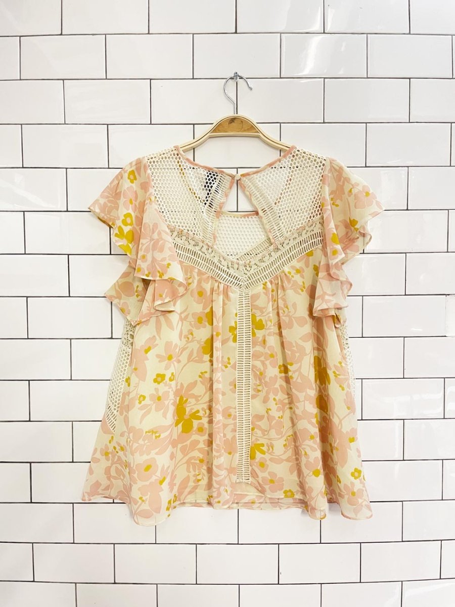 anthro hd in paris flutter sleeve crochet lace top - good market thrift store