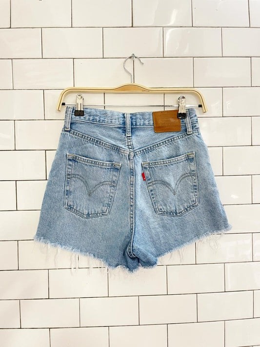 levi's ribcage cut off denim shorts - good market thrift store