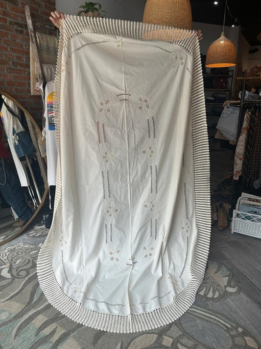 vintage embroidered eyelet linen tablecloth - good market thrift store