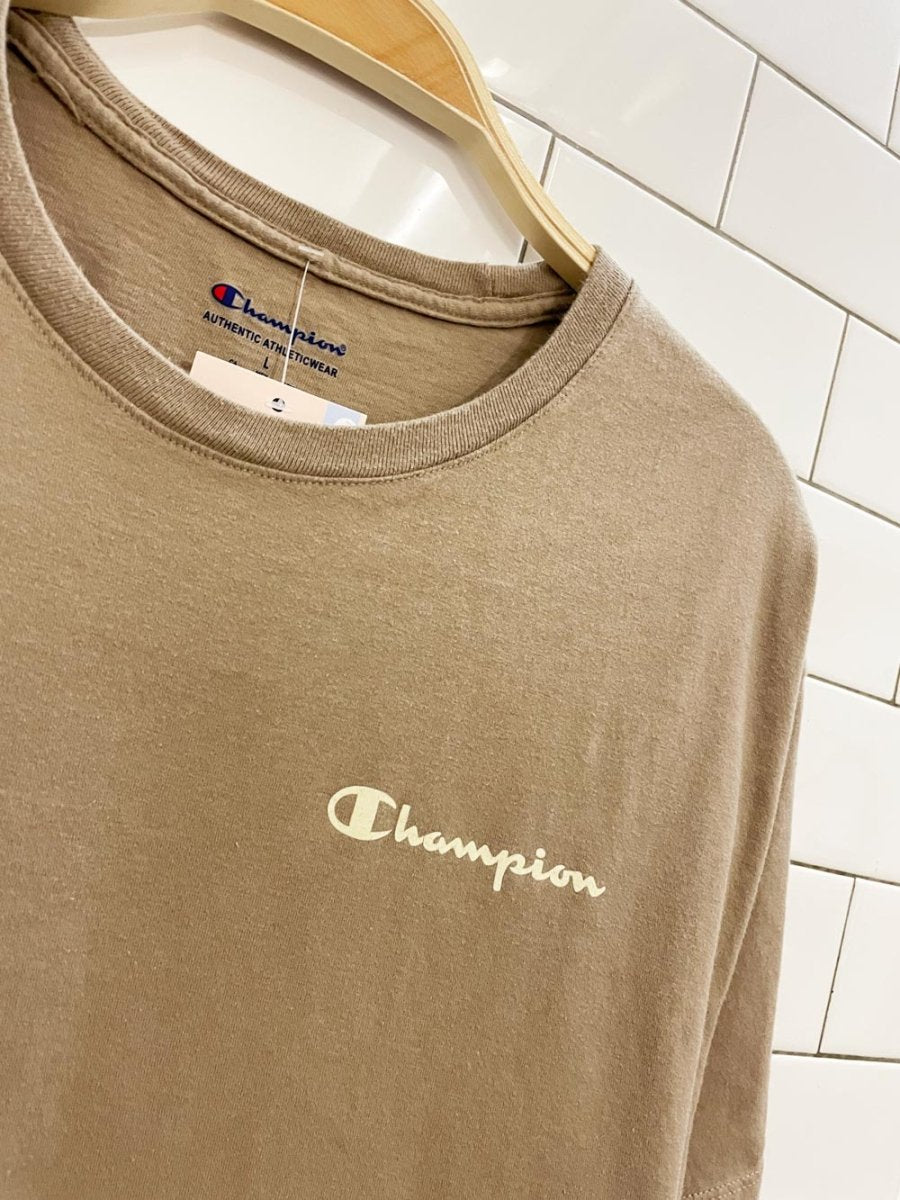 champion neutral minimal logo tee - good market thrift store
