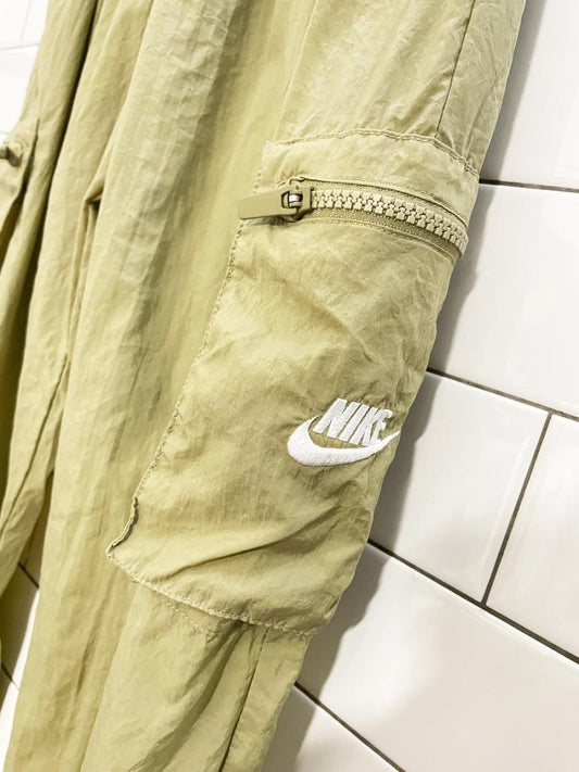 nike nylon cargo pant jogger - good market thrift store