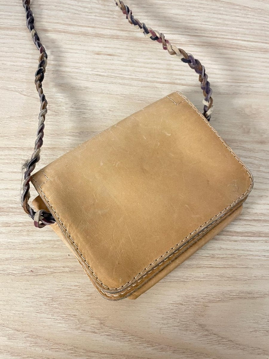 vintage made in india turnlock leather bag - good market thrift store