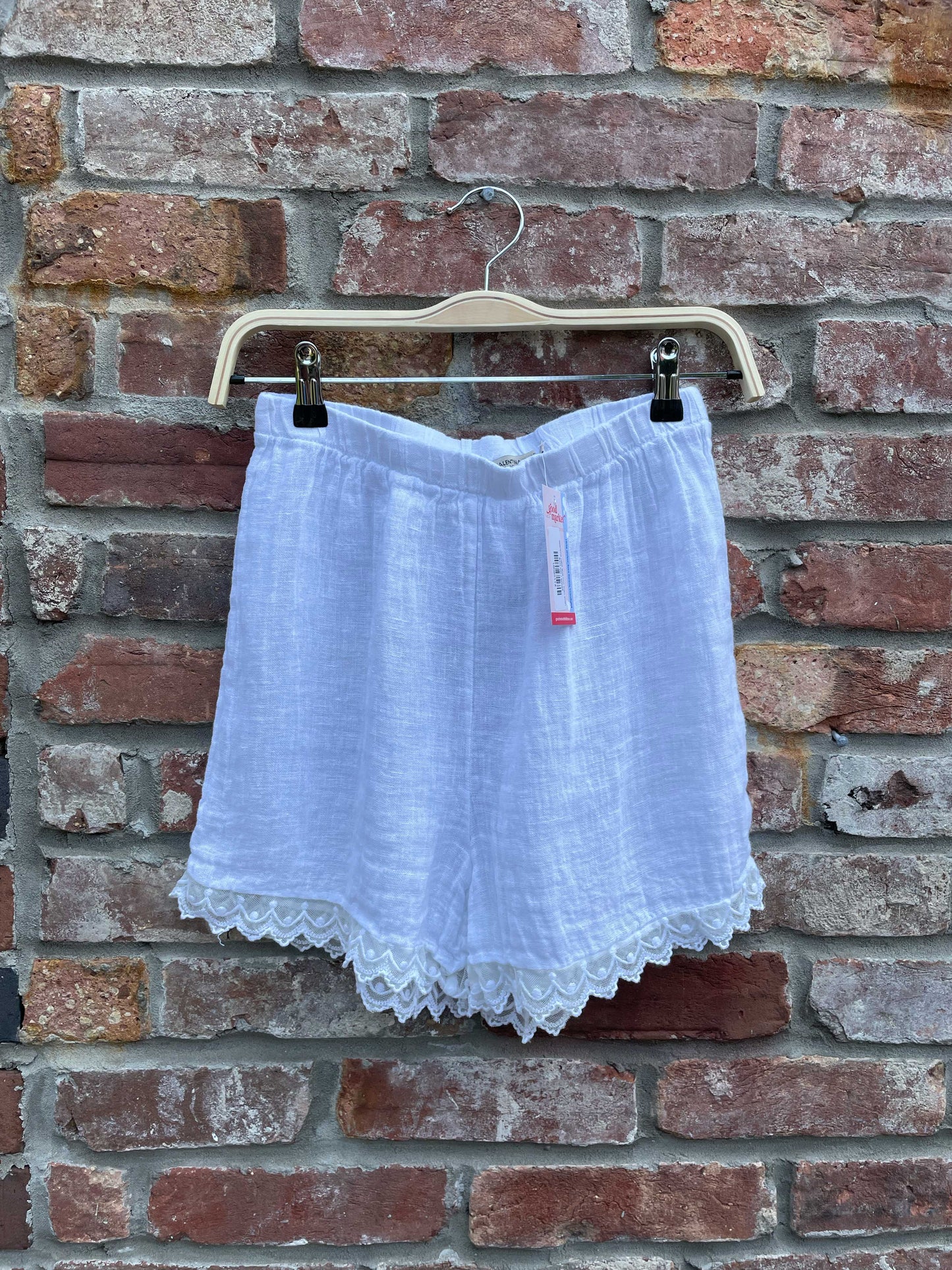 valentina naldi lace trim linen shorts