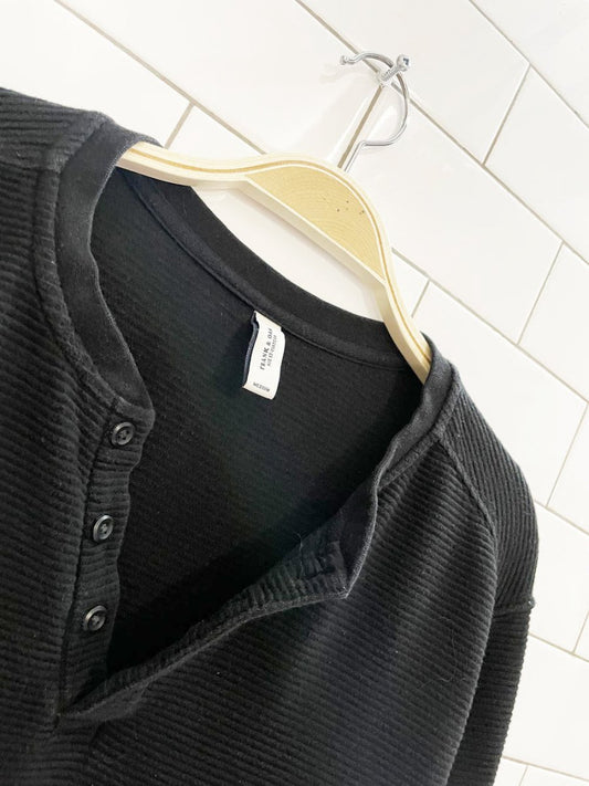frank and oak ribbed 1/4 button thermal long sleeve - good market thrift store