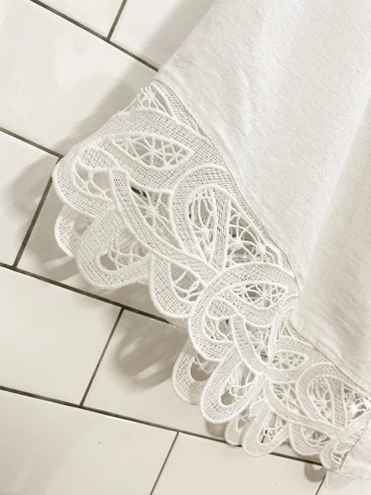 american eagle linen - blend oversized lace trim top - good market thrift store