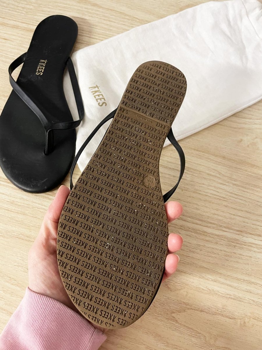 tkees lily black thong sandal - good market thrift store