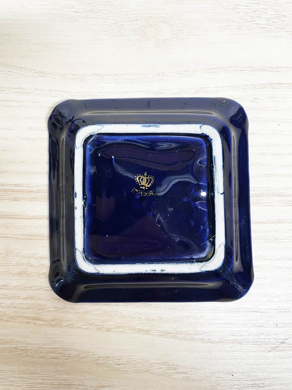 vintage gold trim floral crest square ashtray | imperial china
