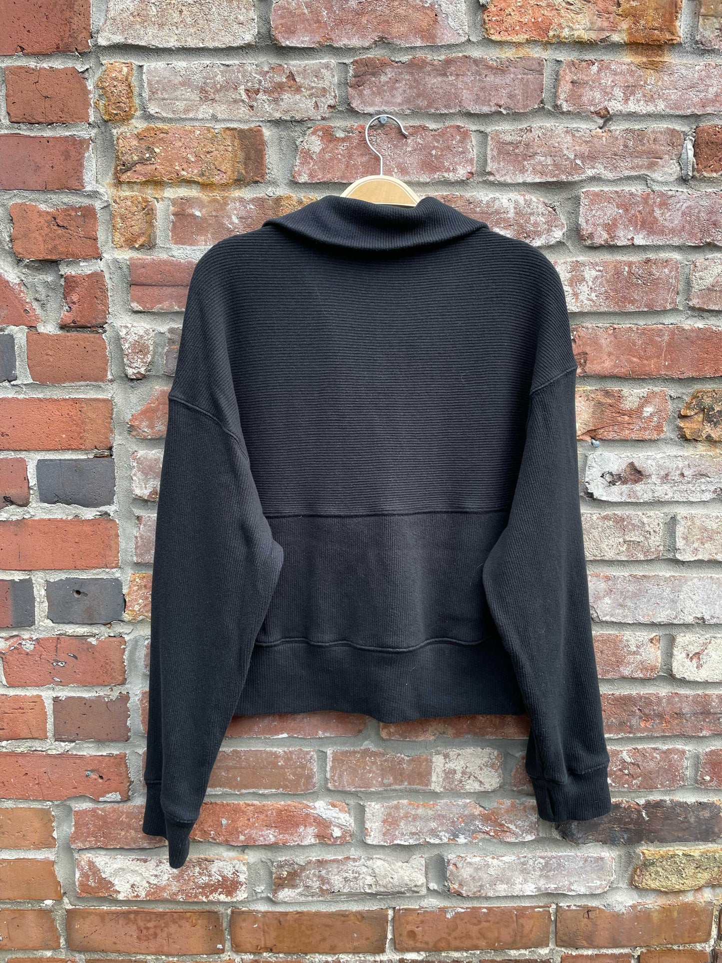 offline by aerie 2023 ribbed 1/2 zip sweatshirt