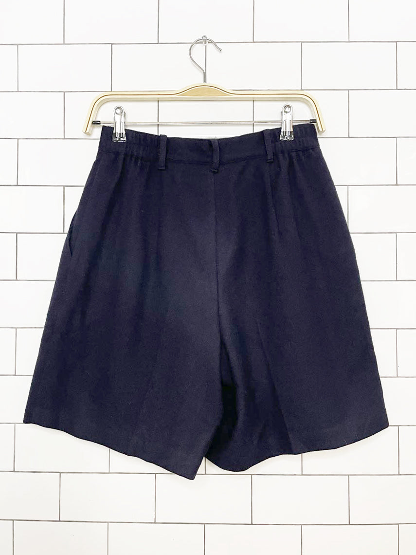 vintage sag harbour petite 100% wool pleated trouser shorts
