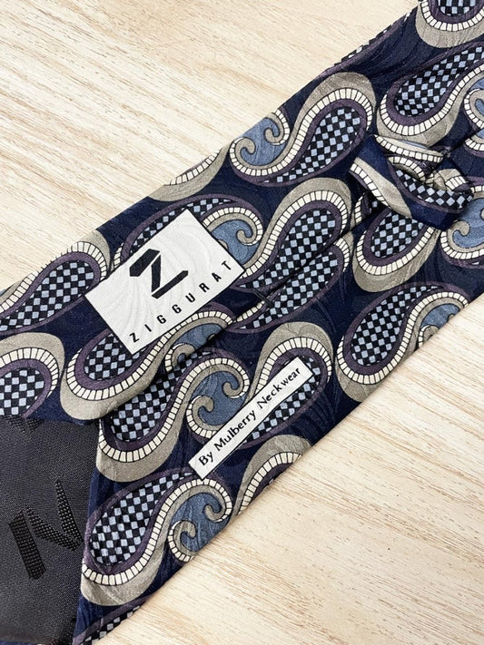 vintage ziggurat 100% mulberry silk paisley tie - good market thrift store