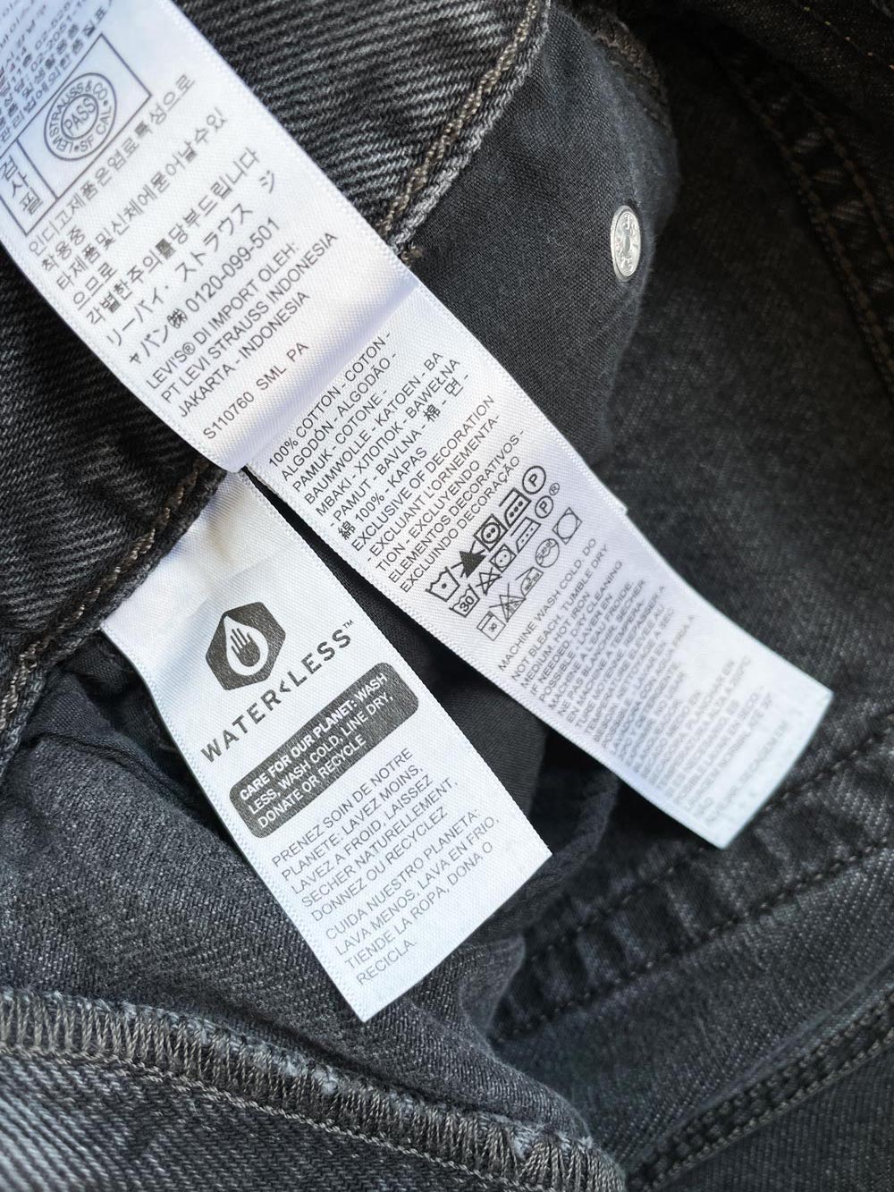 levi's 94 baggy jeans