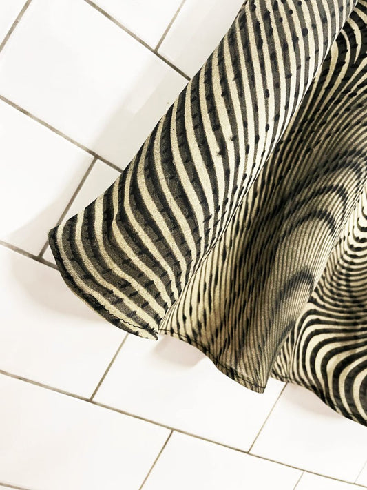 y2k context chiffon swirl midi skirt - good market thrift store