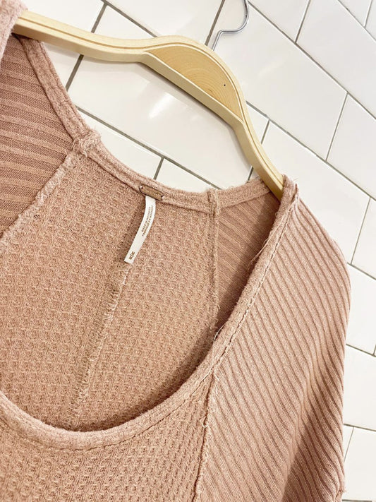 free people ventura oversized waffle long sleeve thermal - good market thrift store