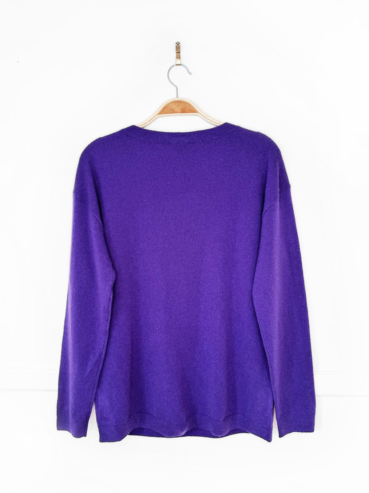 talbots 100% cashmere knit v-neck sweater