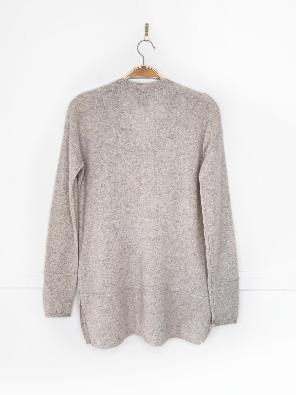 vintage 00s lord & taylor 100% cashmere knit v-neck sweater