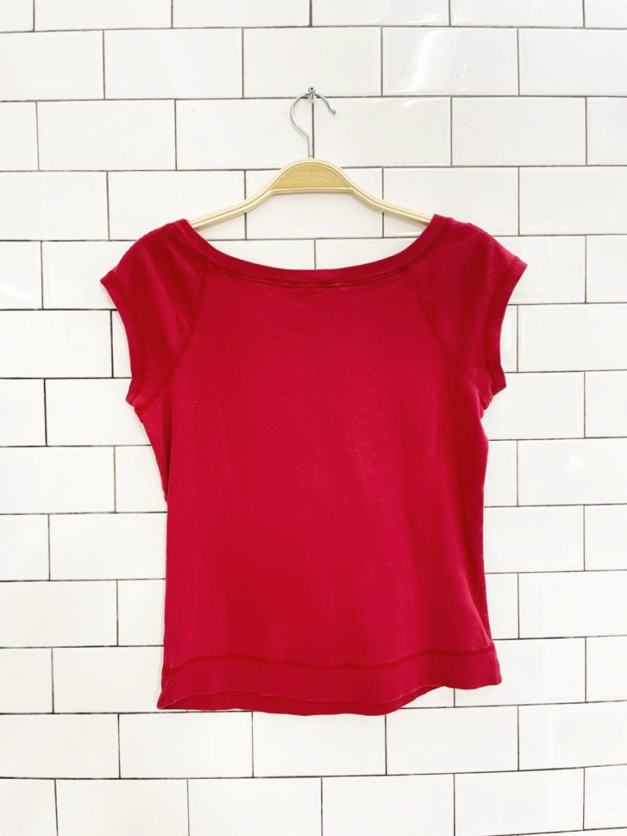 y2k la vie en rose cap sleeve tee - good market thrift store