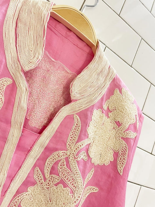 vintage 100% linen embroidered caftan - good market thrift store